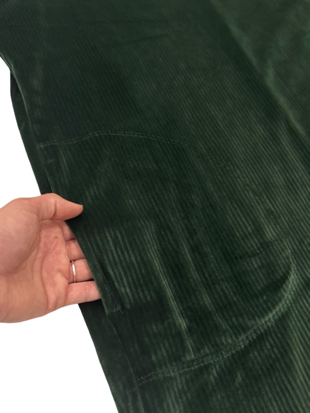 AnyBody Ribbed Velour Zip Front Tunic. - Picture 4 of 7